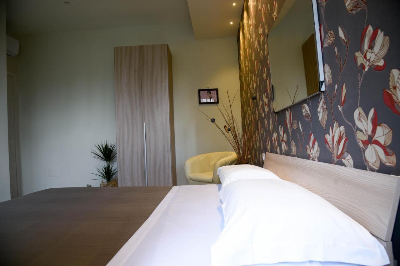 Eremo Monte Somma Bed & Breakfast Somma Vesuviana Exterior photo